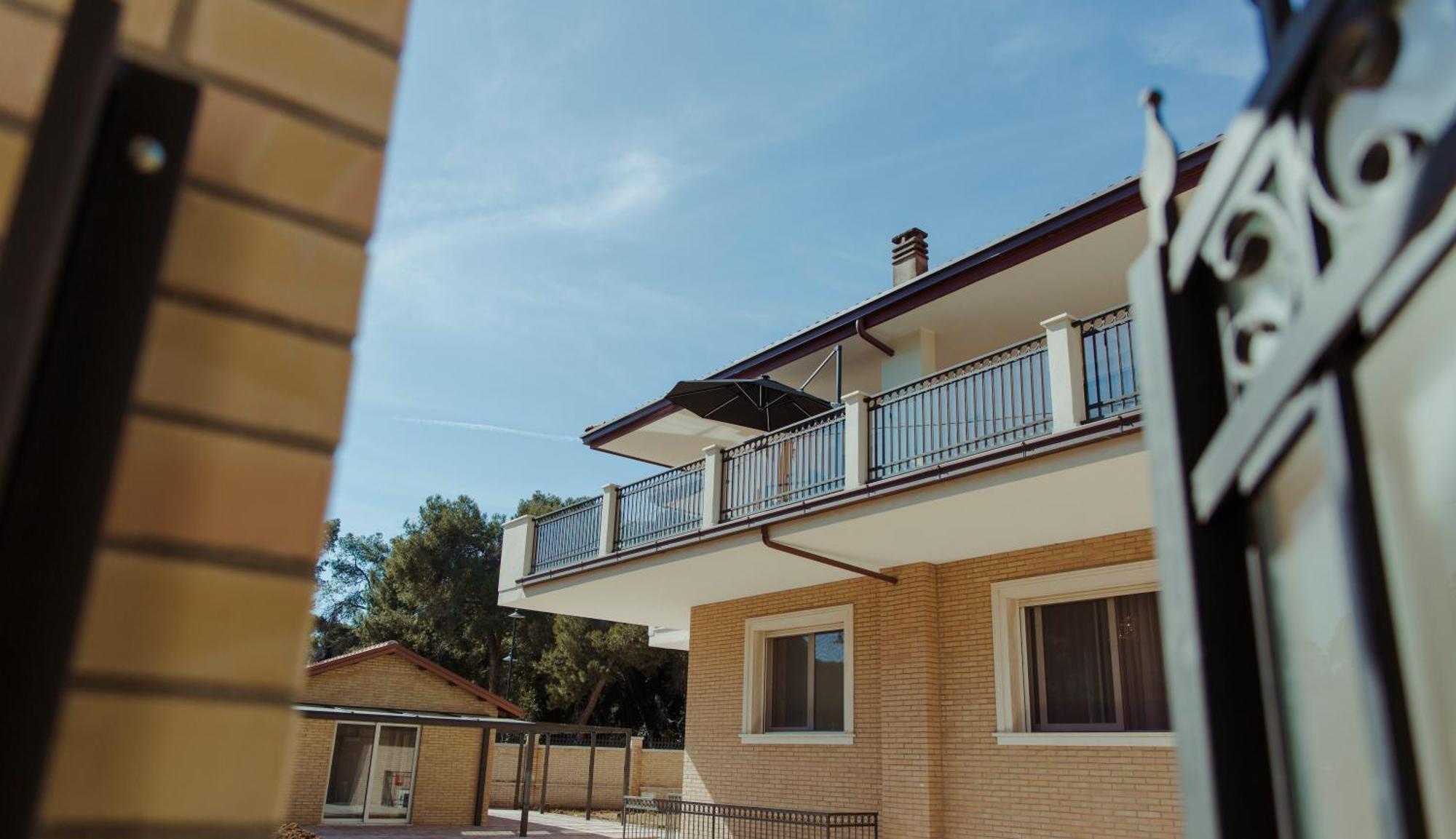 Aurum Suites Пескара Екстериор снимка