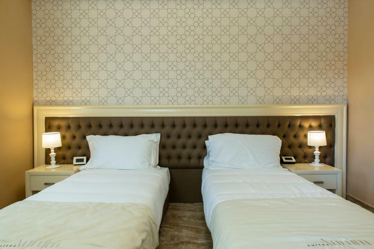 Aurum Suites Пескара Екстериор снимка